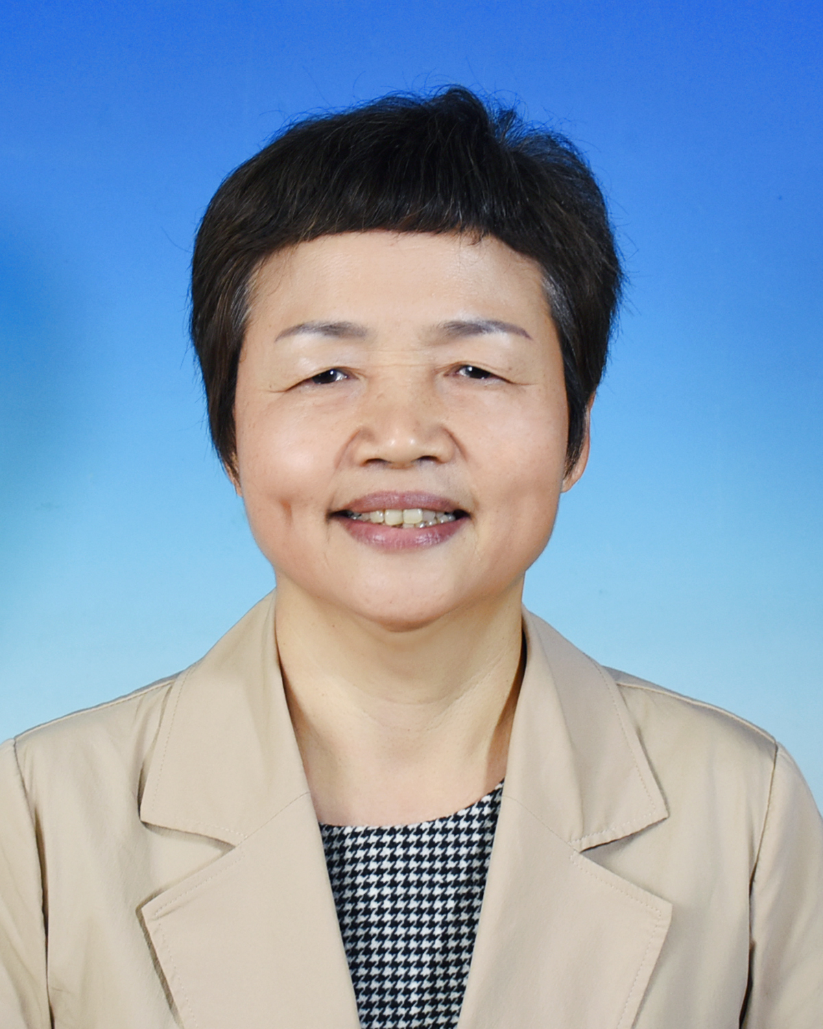 黄婉清.jpg